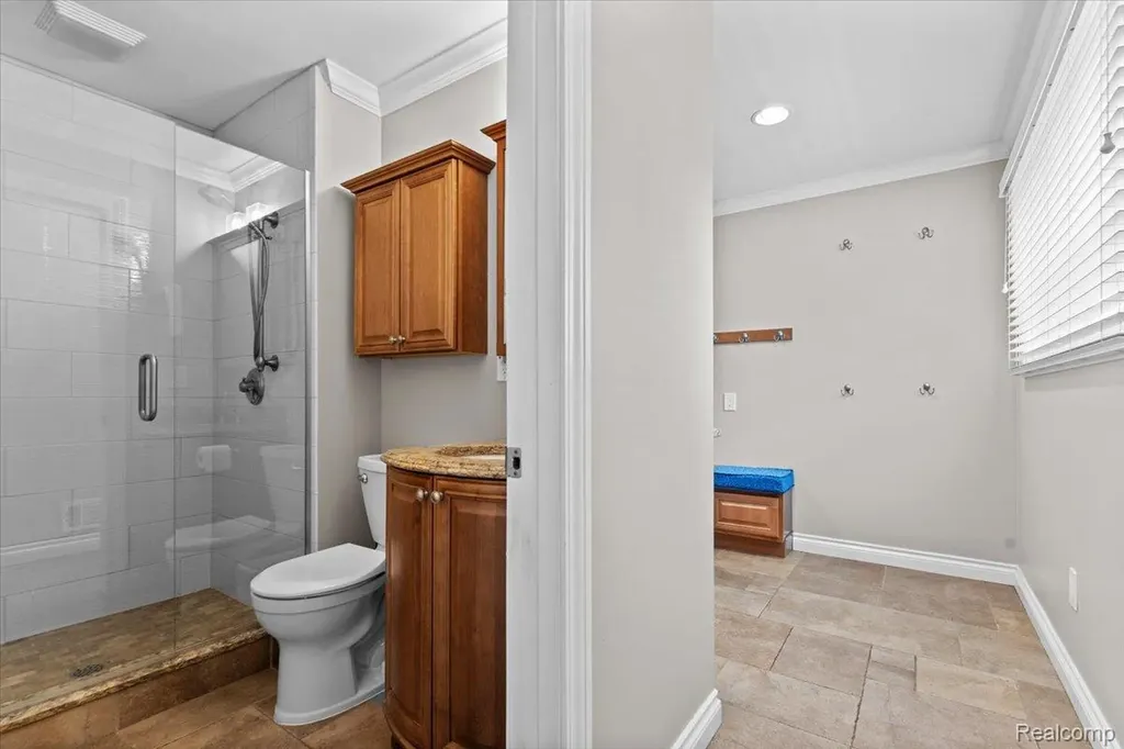 931 S Shady Hollow Circle Bloomfield Hills City MI 48304