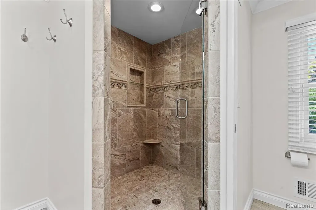 931 S Shady Hollow Circle Bloomfield Hills City MI 48304