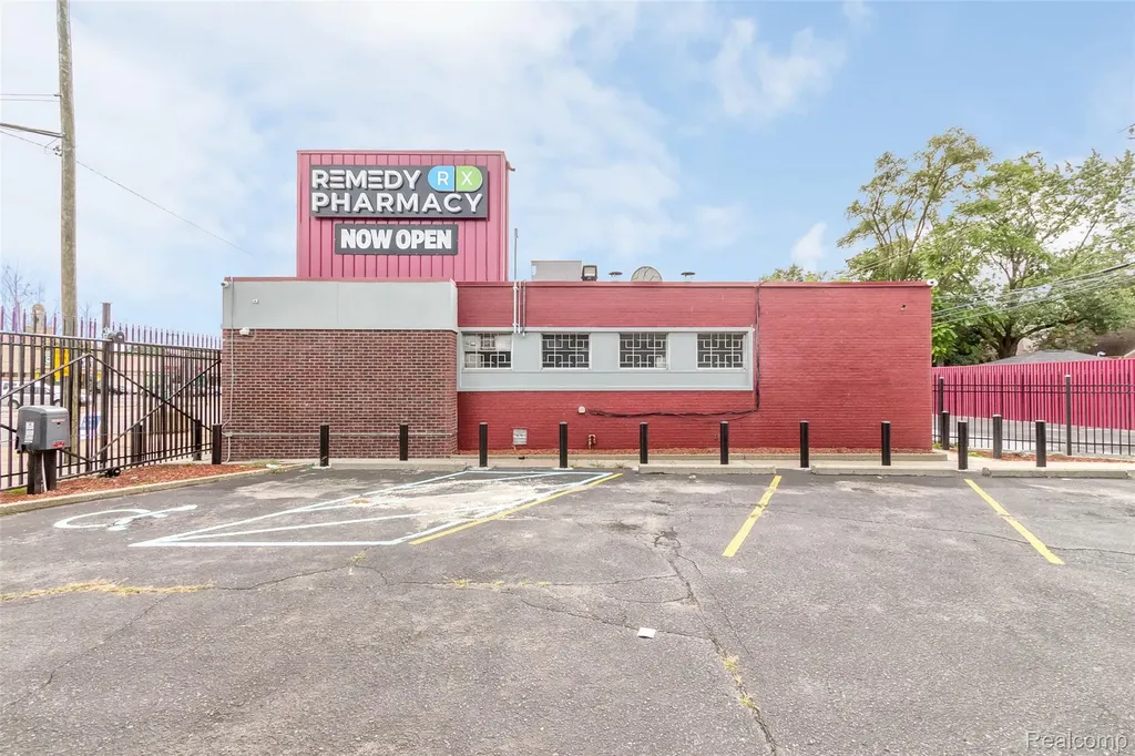 16841 Schaefer Highway Detroit City MI 48235