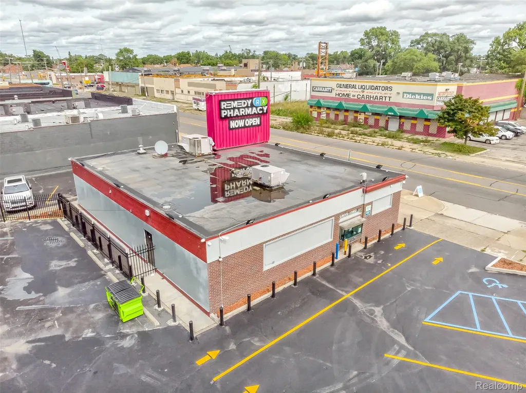 16841 Schaefer Highway Detroit City MI 48235