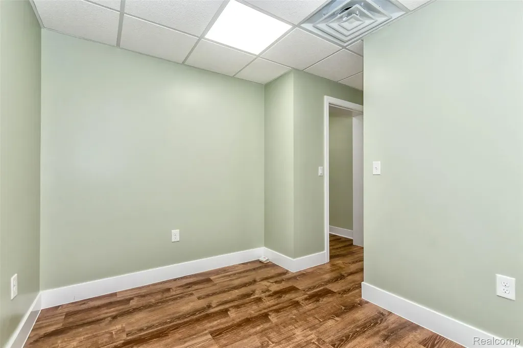 16841 Schaefer Highway Detroit City MI 48235