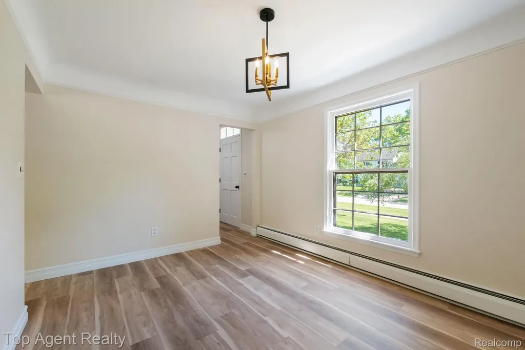 6525 Little Turkey Run Shelby Charter Township MI 48317