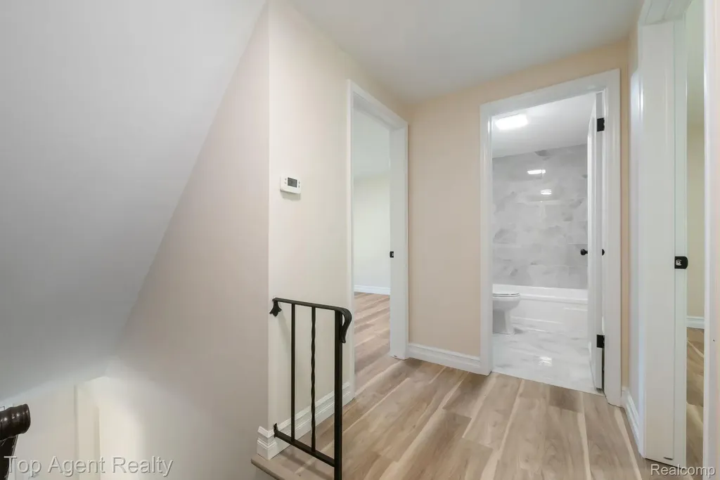 6525 Little Turkey Run Shelby Charter Township MI 48317