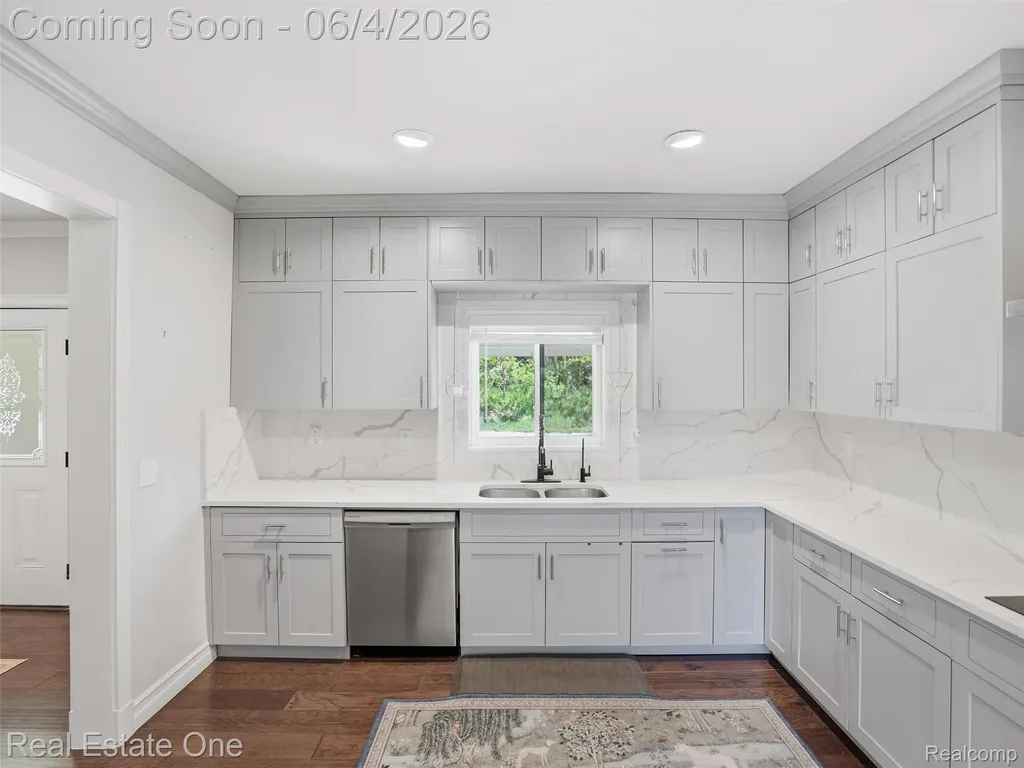 879 N Hacker Road Oceola Township MI 48843
