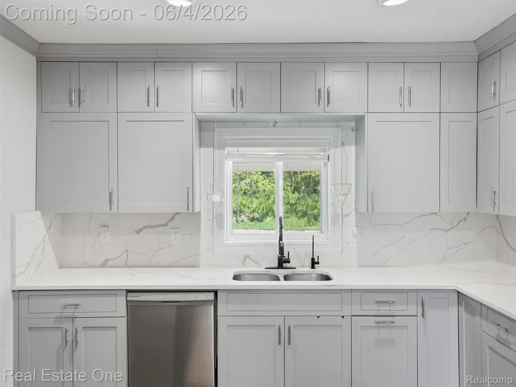 879 N Hacker Road Oceola Township MI 48843