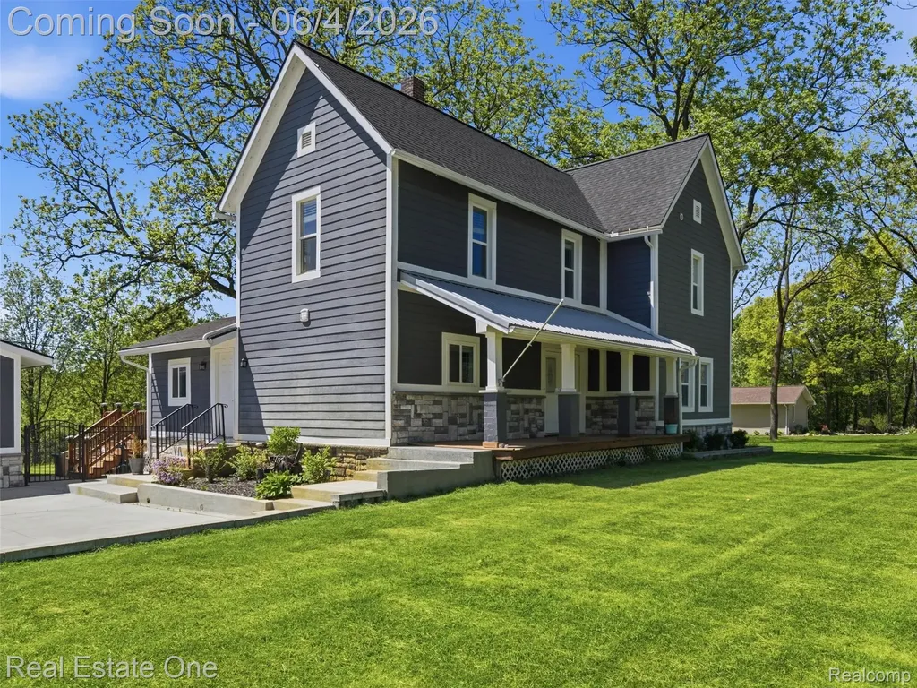 879 N Hacker Road Oceola Township MI 48843