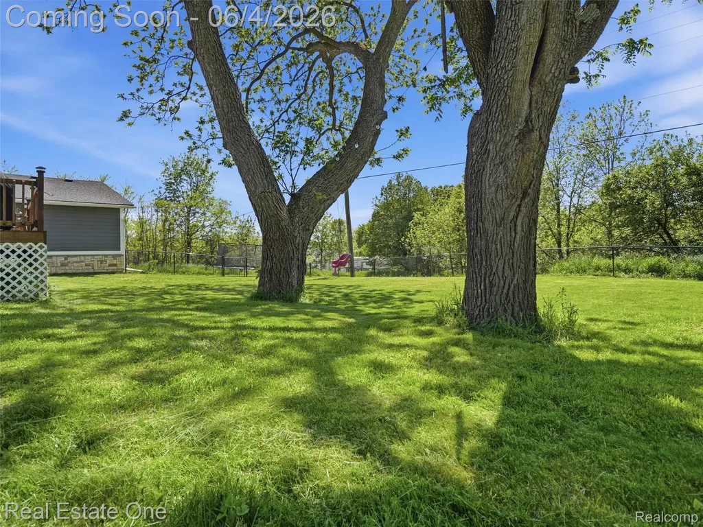 879 N Hacker Road Oceola Township MI 48843