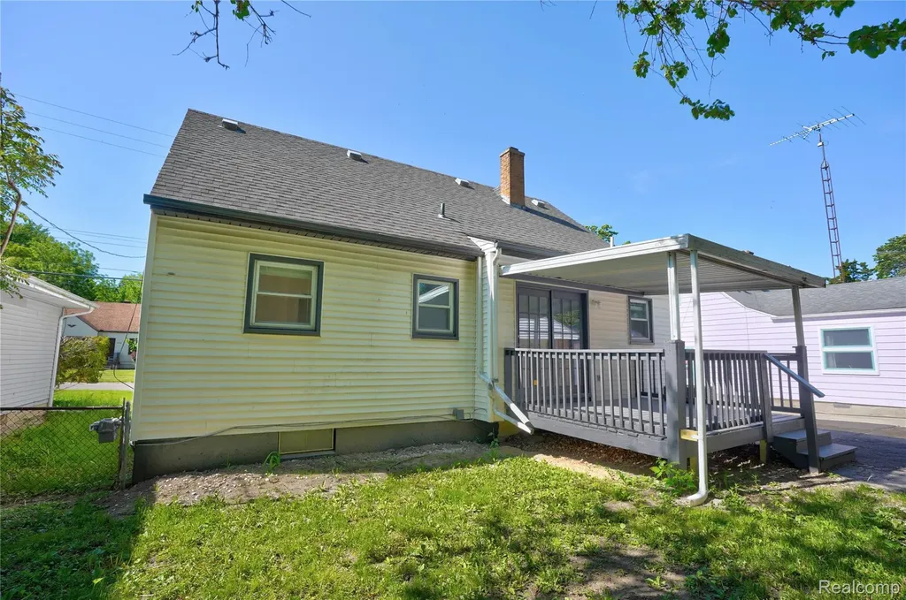 2817 Yale Street Flint City MI 48503