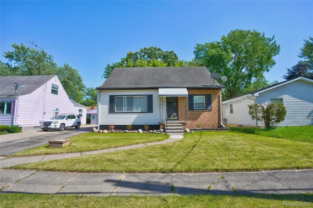 2817 Yale Street Flint City MI 48503
