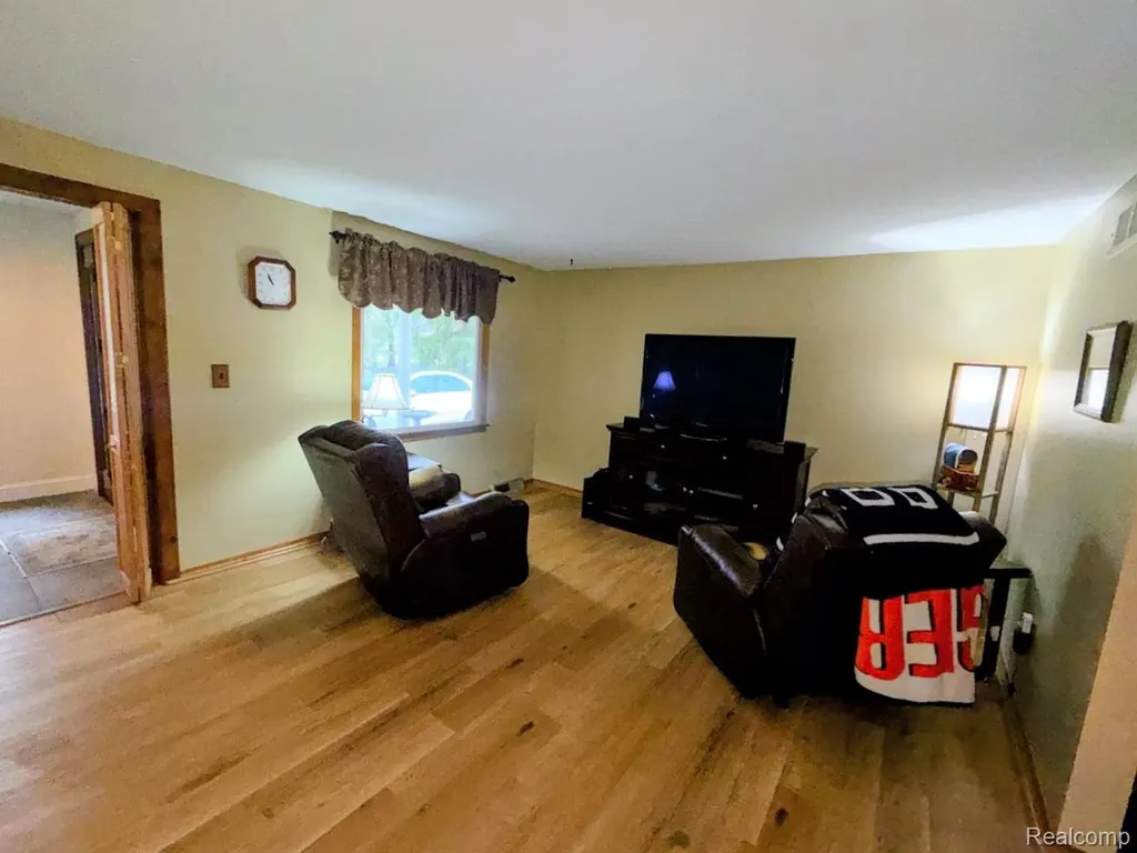 8420 Pacton Drive Shelby Charter Township MI 48317