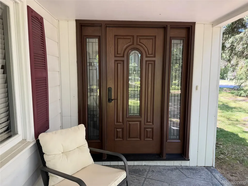 8420 Pacton Drive Shelby Charter Township MI 48317