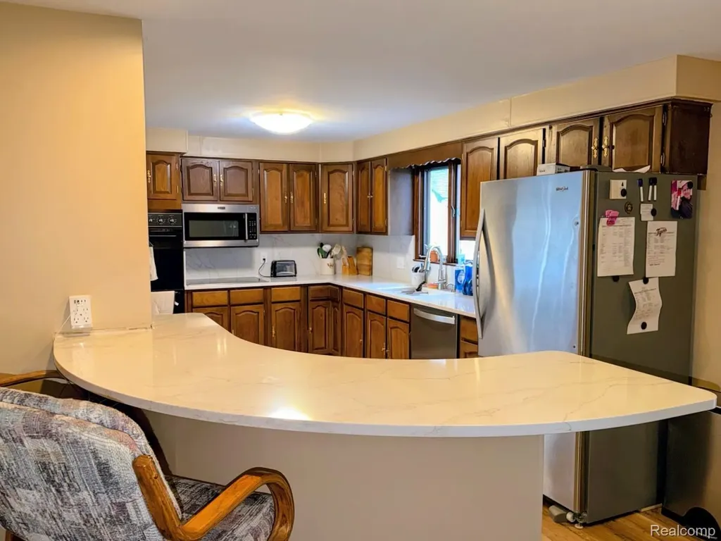 8420 Pacton Drive Shelby Charter Township MI 48317
