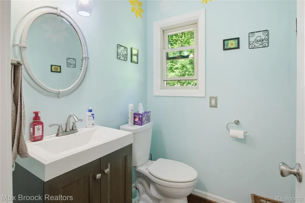 4457 Fettig Trail White Lake Charter Township MI 48383