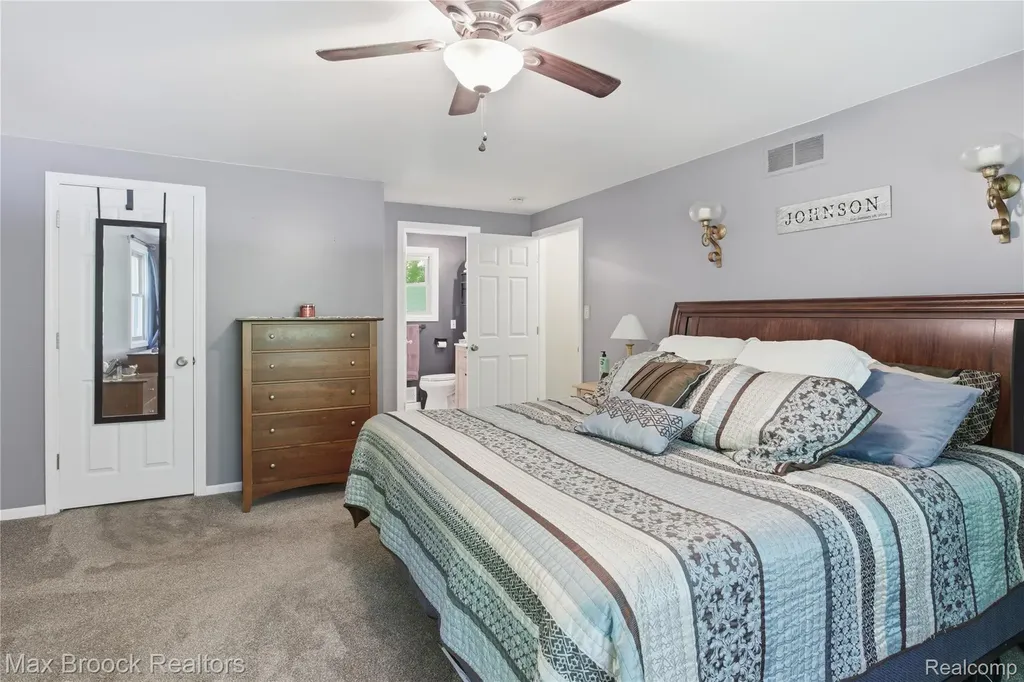 4457 Fettig Trail White Lake Charter Township MI 48383