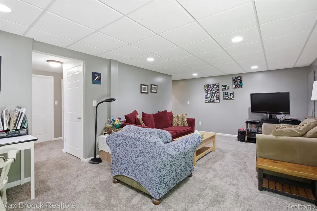 4457 Fettig Trail White Lake Charter Township MI 48383