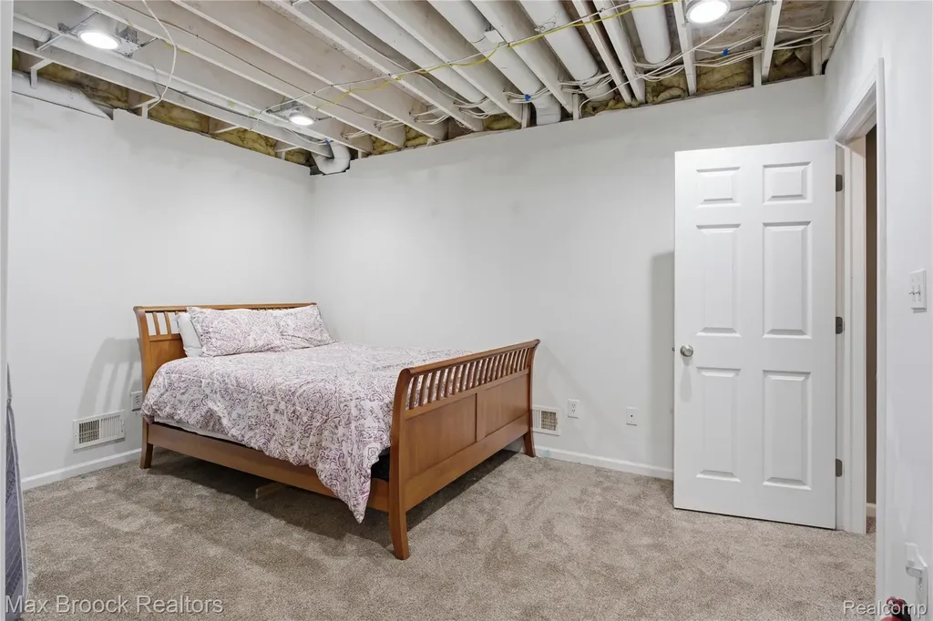 4457 Fettig Trail White Lake Charter Township MI 48383