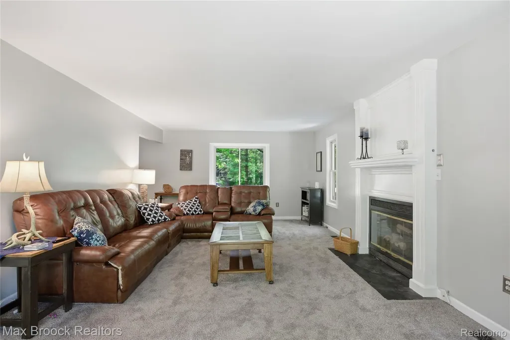 4457 Fettig Trail White Lake Charter Township MI 48383