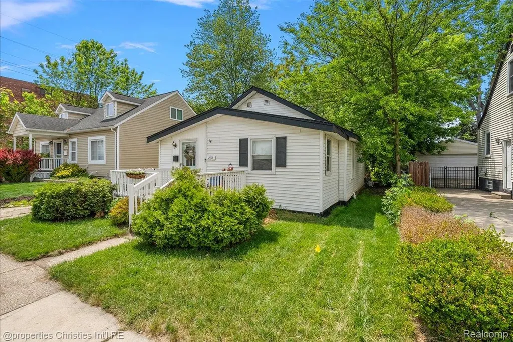 2715 Inman Street Ferndale City MI 48220