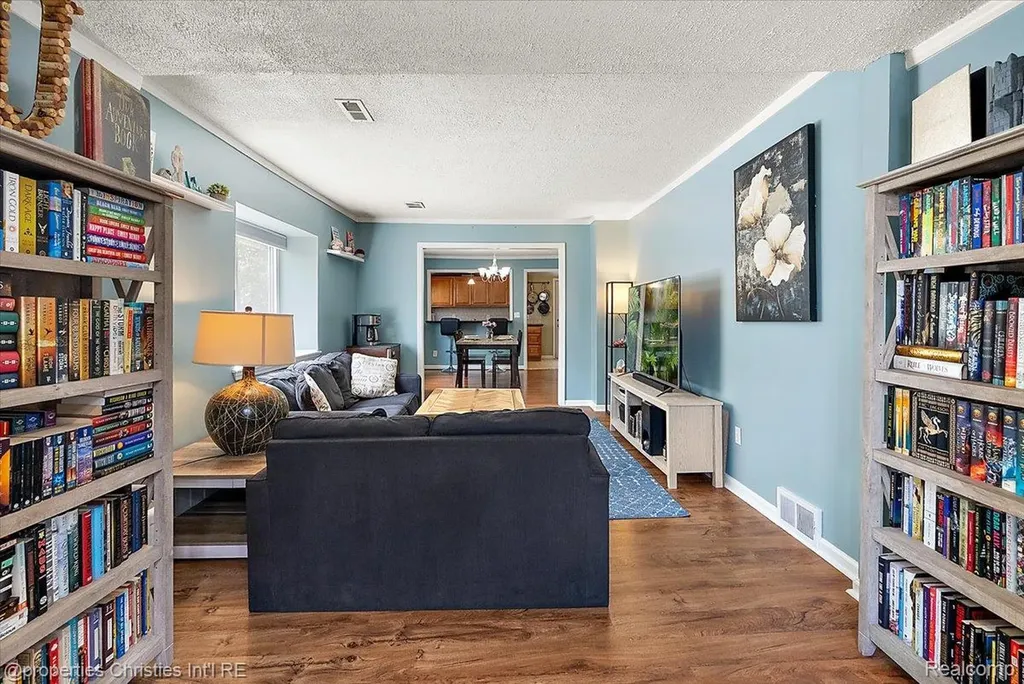2715 Inman Street Ferndale City MI 48220
