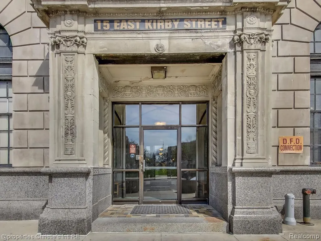15 E Kirby Street Detroit City MI 48202