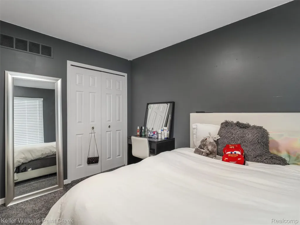 52359 Fox Pointe Drive New Baltimore City MI 48047