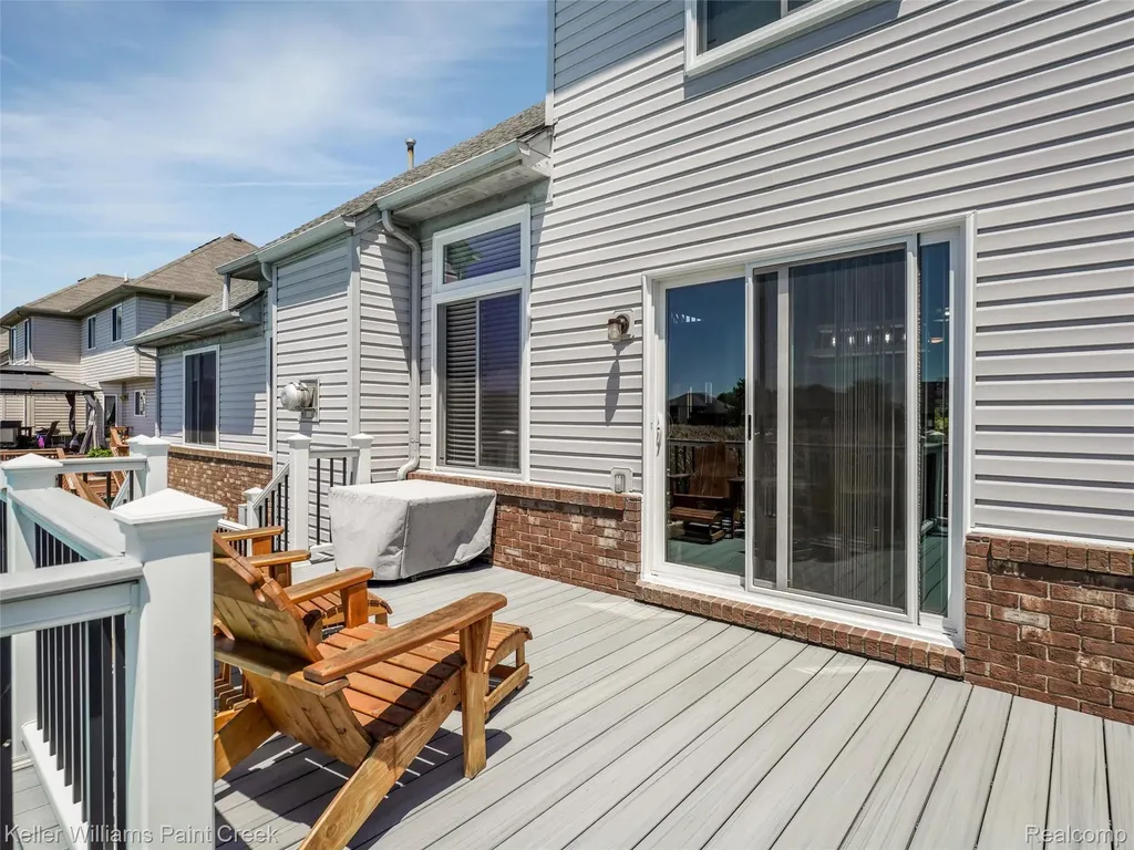 52359 Fox Pointe Drive New Baltimore City MI 48047