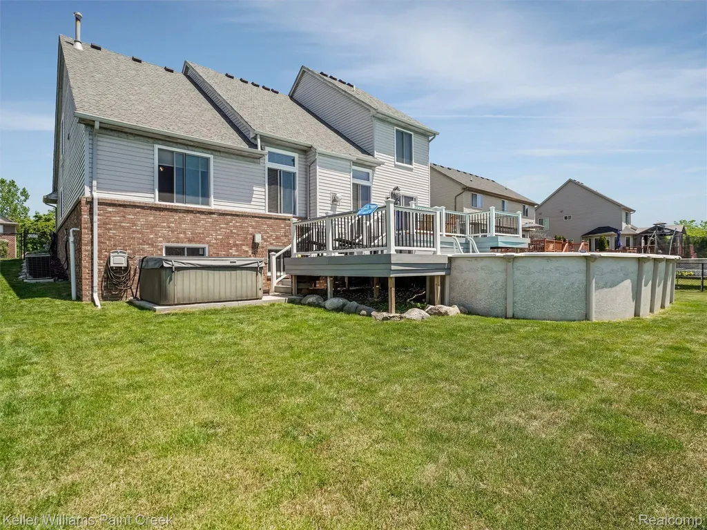 52359 Fox Pointe Drive New Baltimore City MI 48047