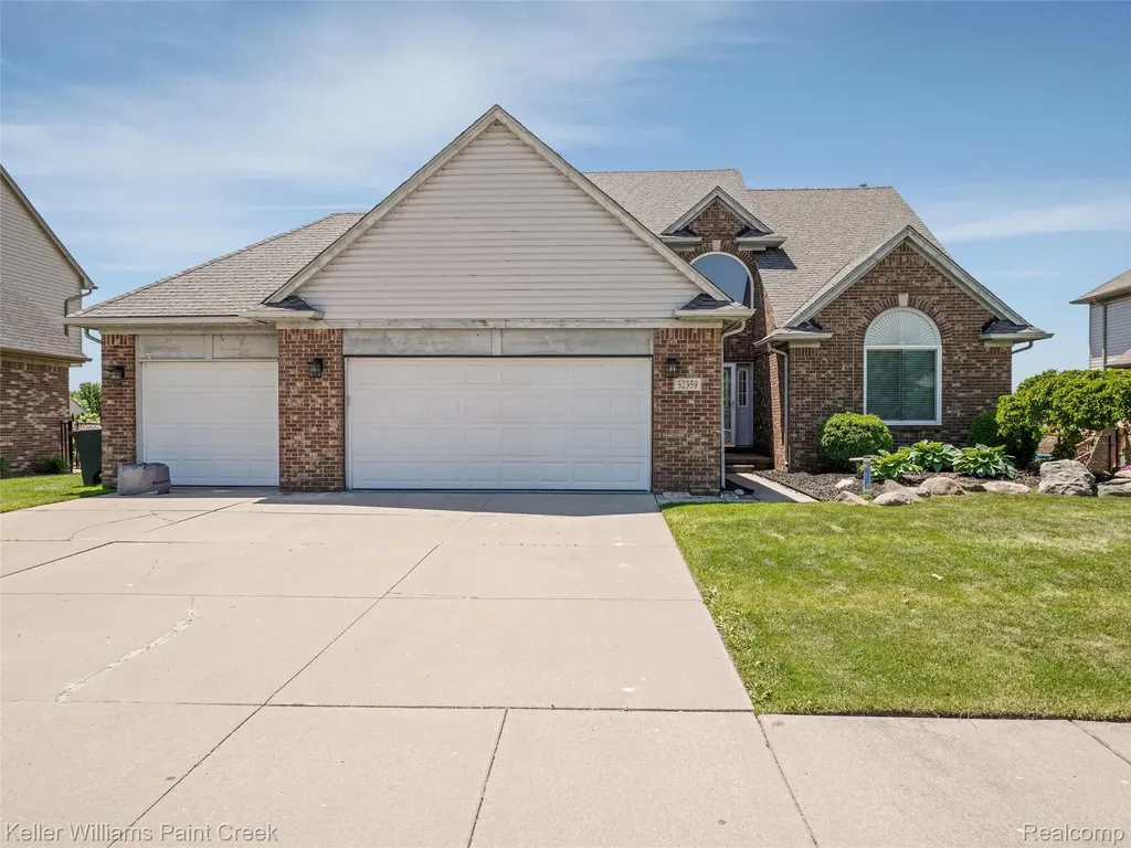 52359 Fox Pointe Drive New Baltimore City MI 48047