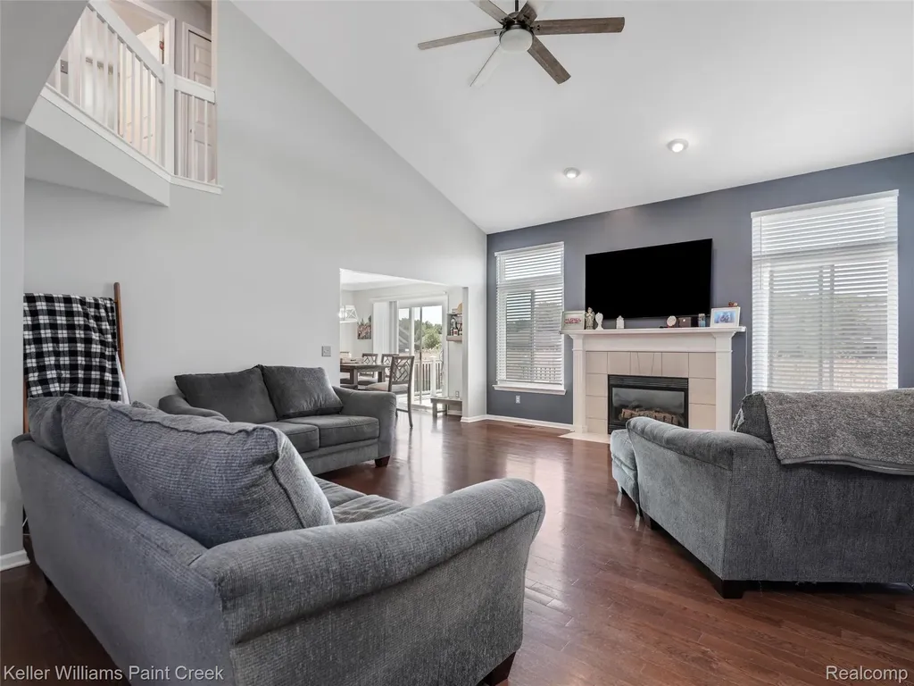 52359 Fox Pointe Drive New Baltimore City MI 48047