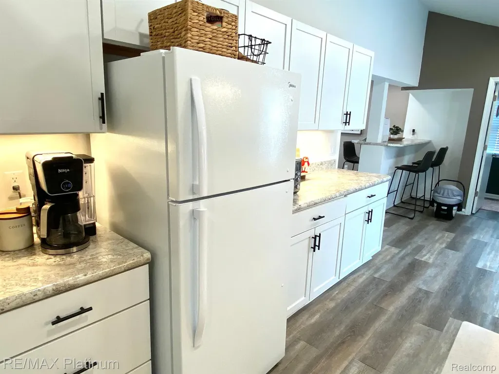 505 E Frank Street Fowlerville Village MI 48836
