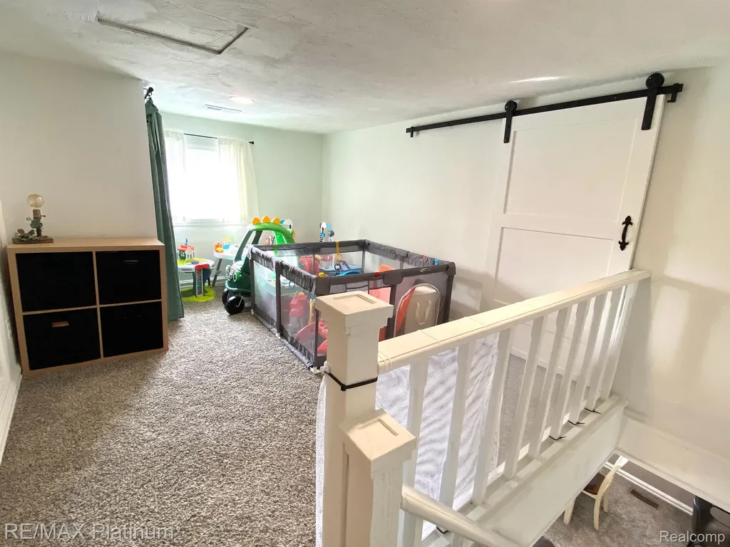 505 E Frank Street Fowlerville Village MI 48836