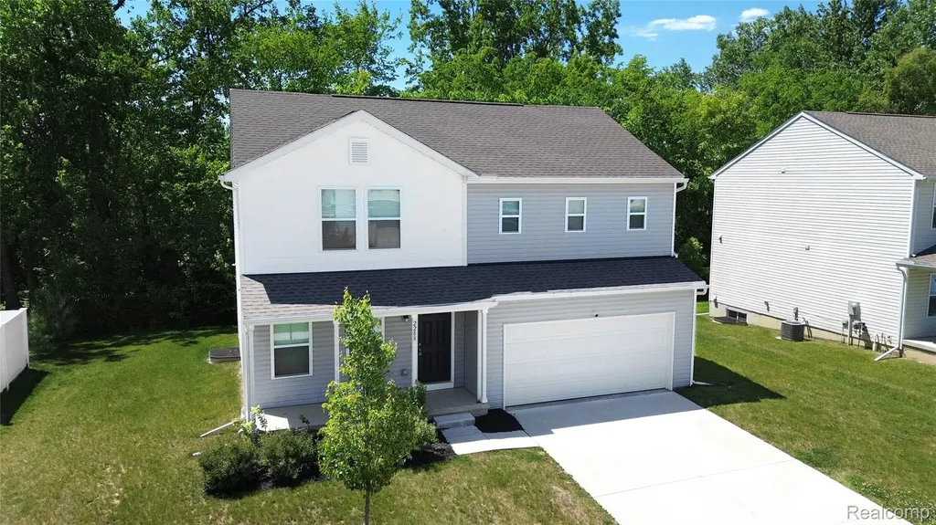 2288 Hunter Lane Burton City MI 48519