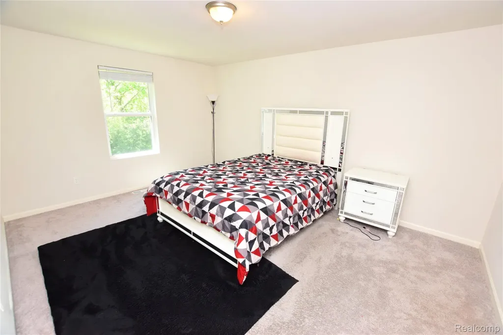 2288 Hunter Lane Burton City MI 48519