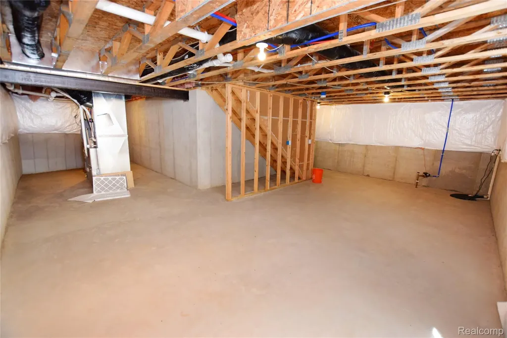 2288 Hunter Lane Burton City MI 48519