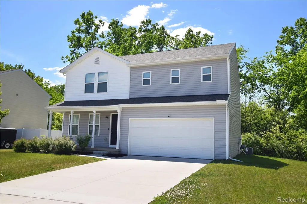 2288 Hunter Lane Burton City MI 48519