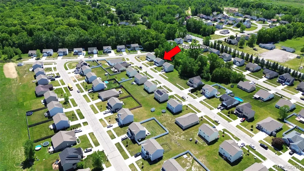 2288 Hunter Lane Burton City MI 48519