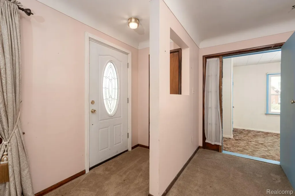 426 Driftwood Avenue Rochester Hills City MI 48307