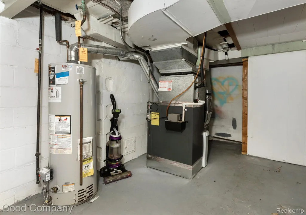 15223 Thomas Avenue Allen Park City MI 48101