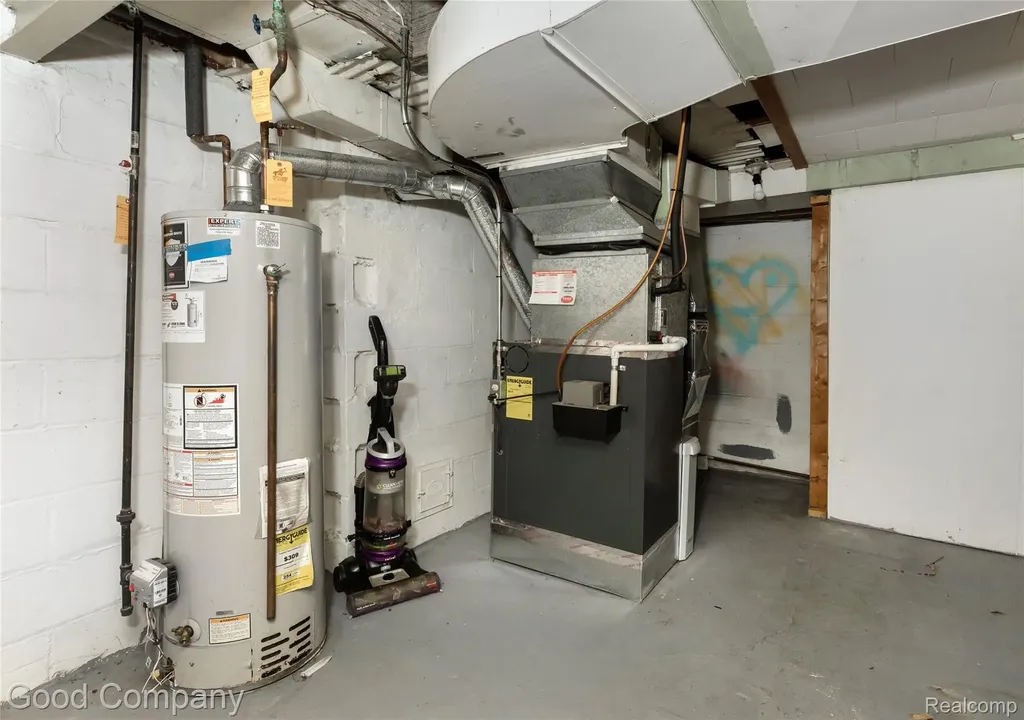 15223 Thomas Avenue Allen Park City MI 48101