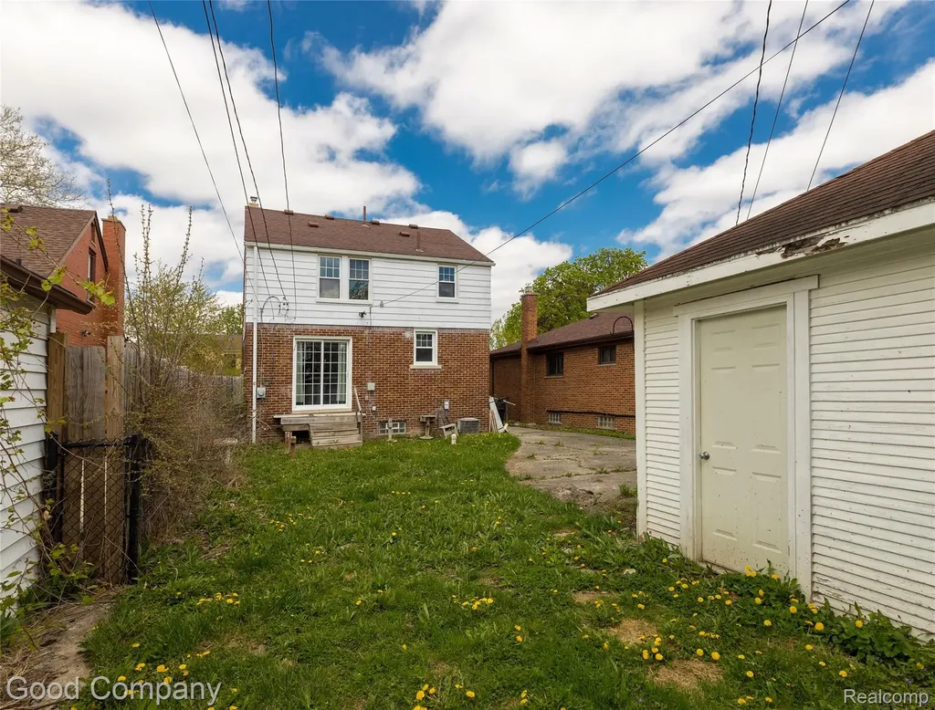 15223 Thomas Avenue Allen Park City MI 48101