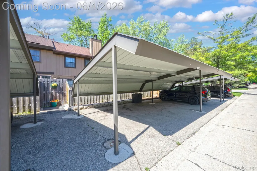 25155 Greenbrooke Drive Southfield City MI 48033