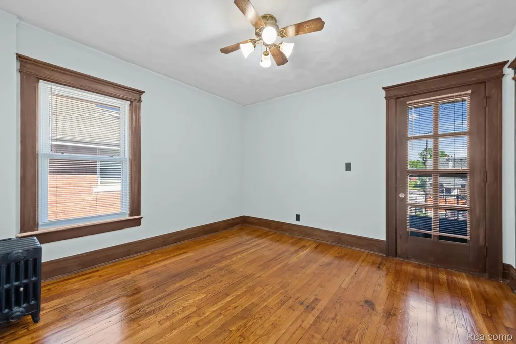 708 Taylor Street Detroit City MI 48202