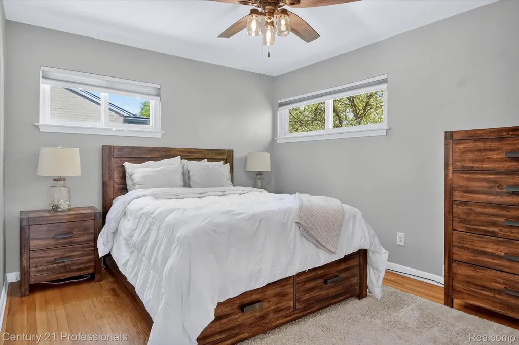 31772 Folkstone Drive Farmington City MI 48336