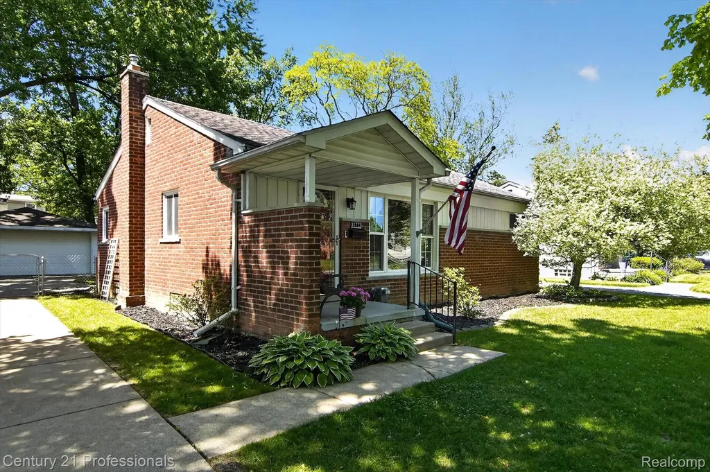 31772 Folkstone Drive Farmington City MI 48336