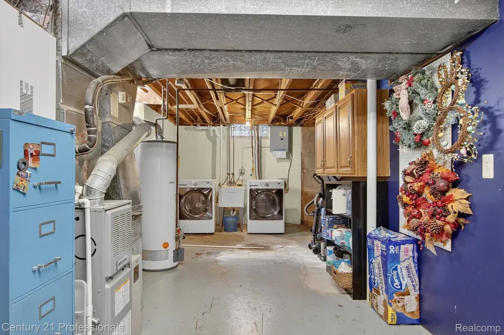 31772 Folkstone Drive Farmington City MI 48336