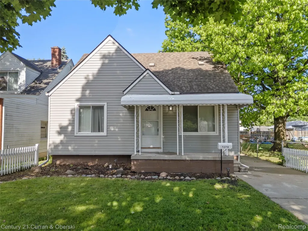 5378 Weddell Street Dearborn Heights City MI 48125
