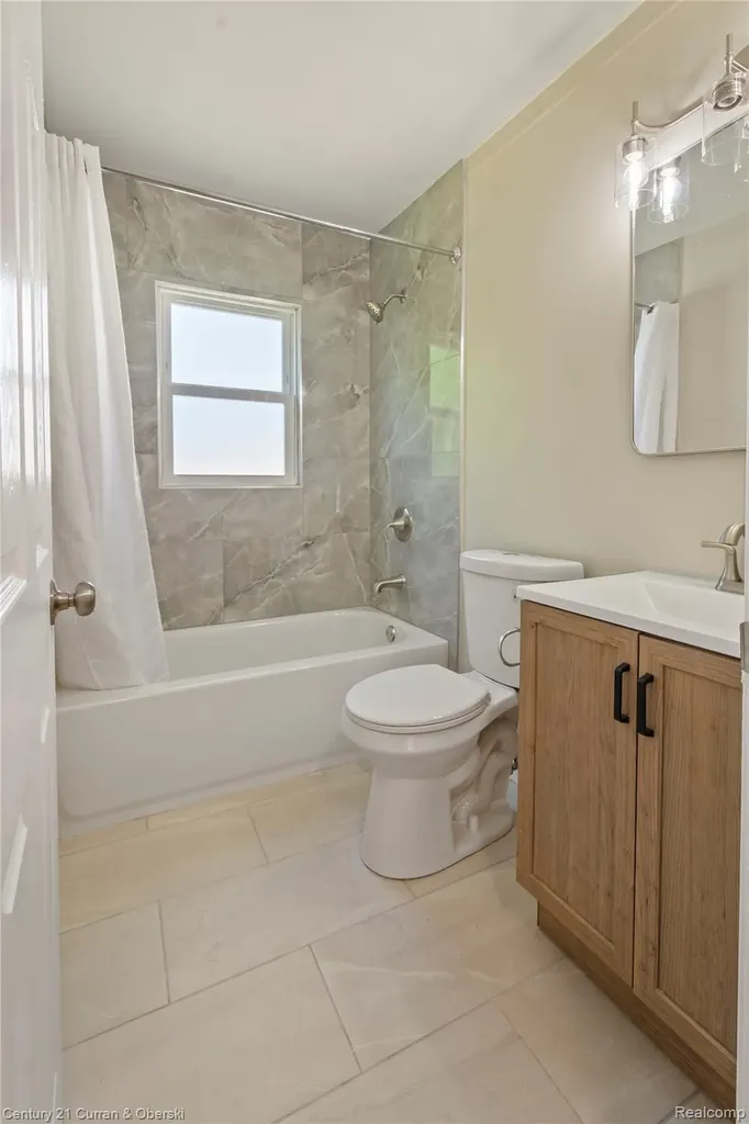 5378 Weddell Street Dearborn Heights City MI 48125