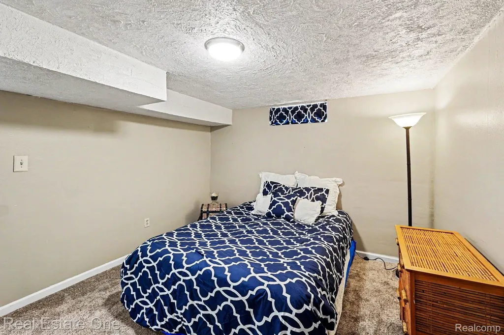 769 Manordale Court Milford Village MI 48381