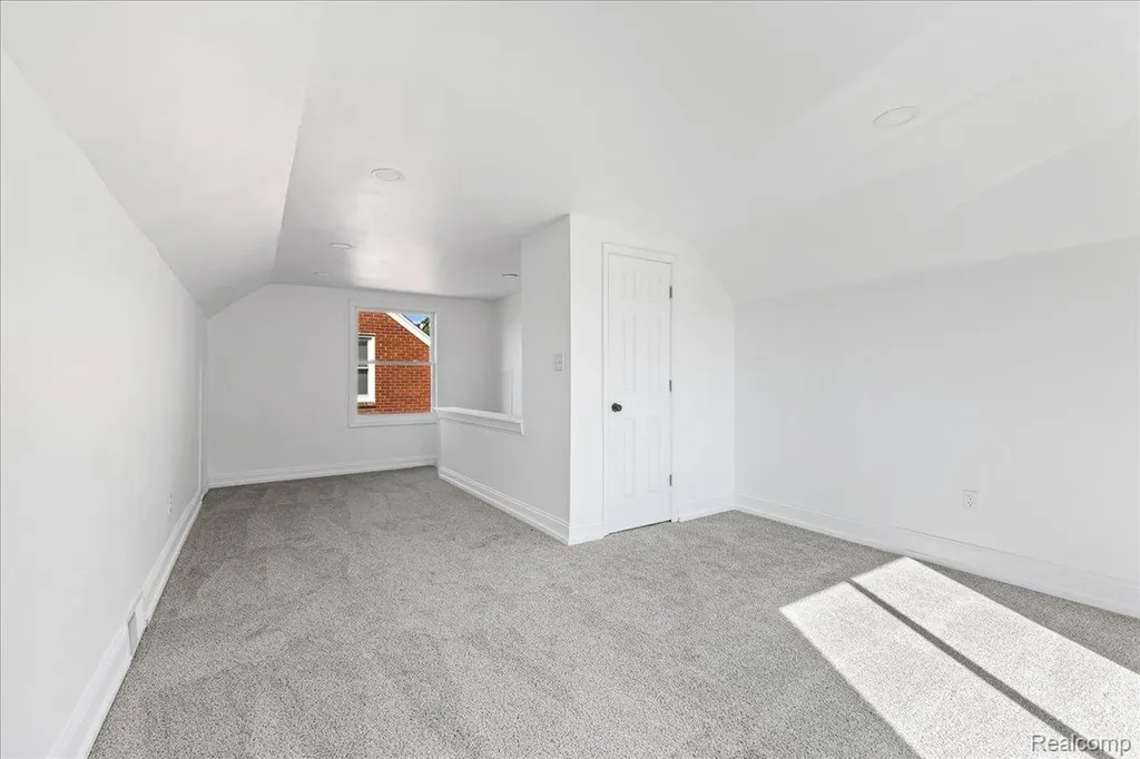 11729 Sanford Street Detroit City MI 48205