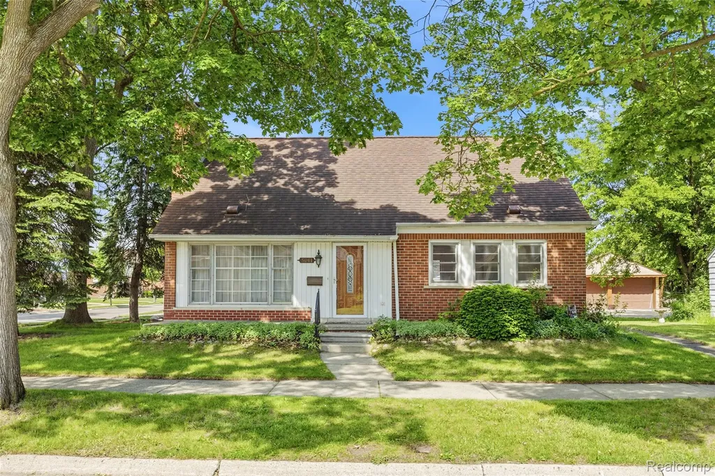 5041 Payne Avenue Dearborn City MI 48126